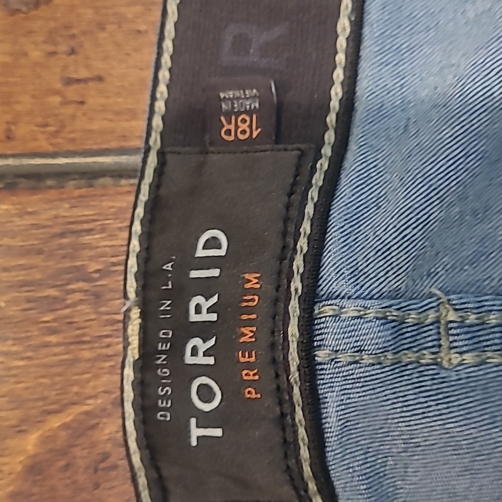 Torrid Sky High Skinny Blue Denim Jeans Size 18R - Picture 4 of 8